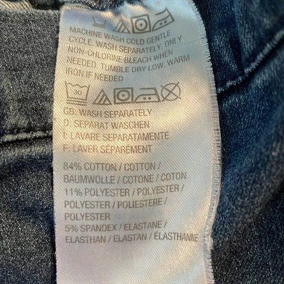 Isaac Mizrahi jeans 22WP dark wash stretch waist boot cut faux fly pull on - Picture 12 of 15